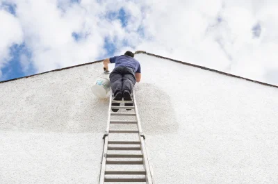 Peinture extérieure à Quézac — façades et ravalement